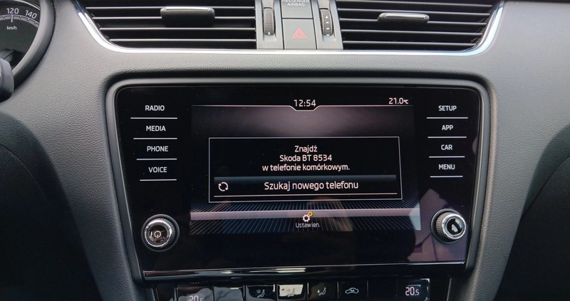 Skoda Octavia cena 69900 przebieg: 97979, rok produkcji 2020 z Dąbrowa Tarnowska małe 596